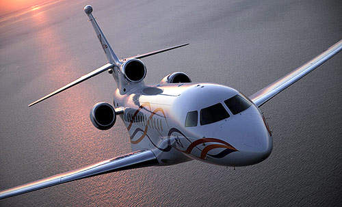 The Falcon 7X is powered by three Pratt &amp; Whitney Canada PW307A engines rated at 28.47kN (6,402lb) thrust.