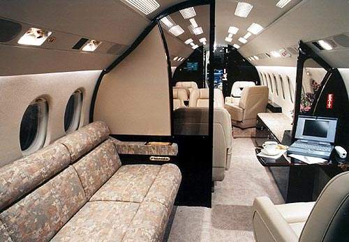 The Falcon 7X cabin is configured in three lounges and can accommodate up to six fully berthable passenger seats.